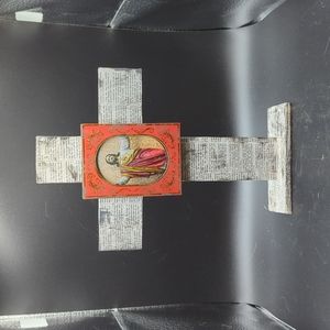 Distressed cross